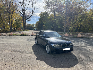 BMW 1 серии, 2008г, задний привод, автомат