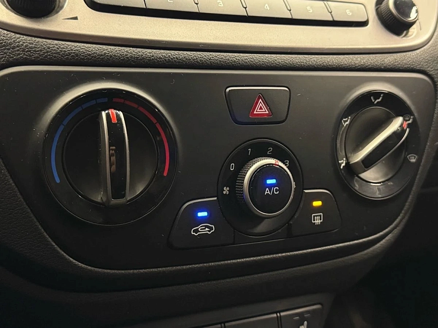 Hyundai Solaris, 2019г., передний привод, механика