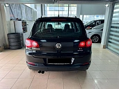 Volkswagen Tiguan, 2010г., полный привод, механика