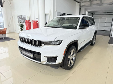 Jeep Grand Cherokee, 2022г, полный привод, автомат