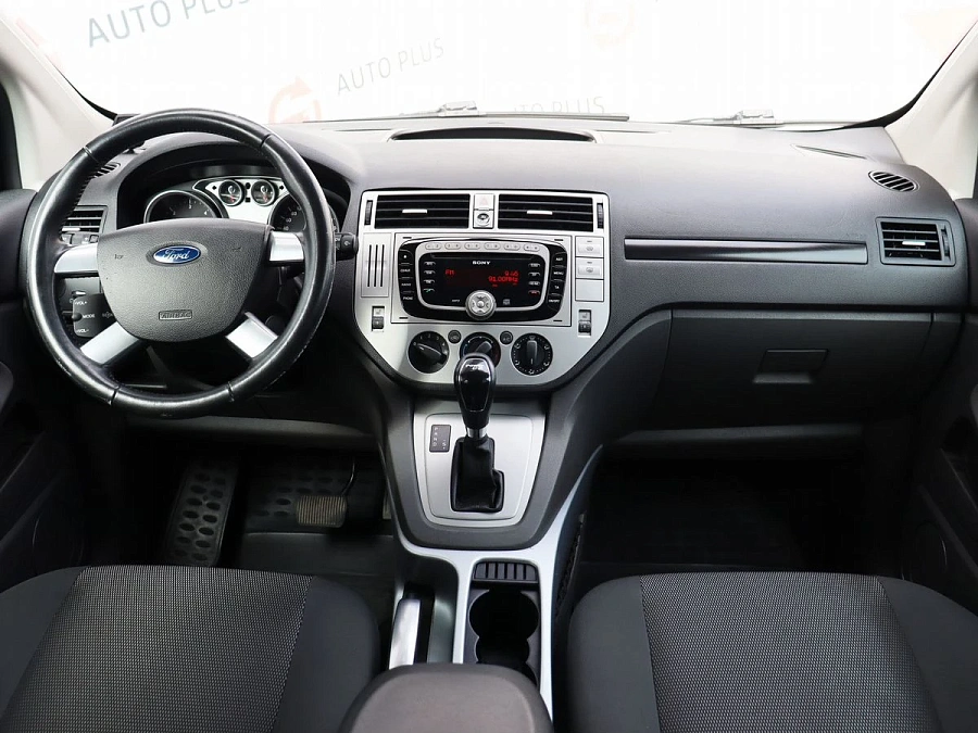 Ford Kuga, 2012г., полный привод, робот
