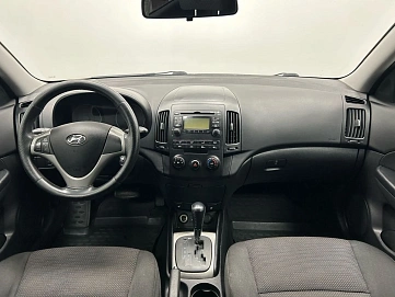 Hyundai i30, 2010г, передний привод, автомат