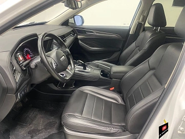 Haval F7, 2020г, передний привод, робот