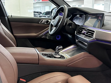 BMW X6, 2021г, полный привод, автомат