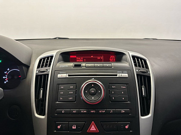 Kia , 2011г., передний привод, механика