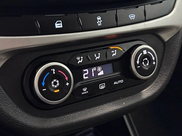 Lada (ВАЗ) Vesta, 2018г., передний привод, механика