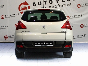 Peugeot 3008, 2010г, передний привод, автомат
