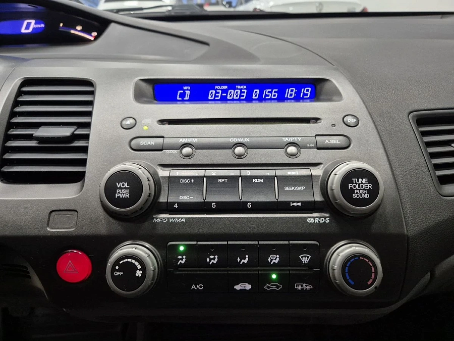 Honda Civic, 2008г., передний привод, механика