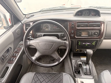 Mitsubishi Pajero Sport, 2003г, передний привод, автомат