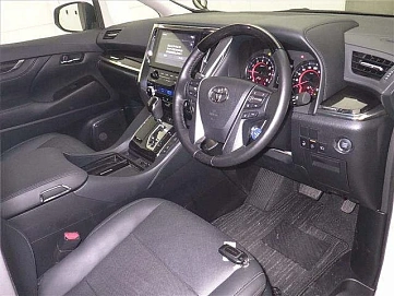 Toyota Alphard, 2022г, передний привод, вариатор