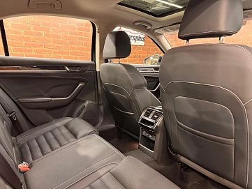 Skoda Superb, 2025г, передний привод, робот