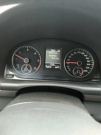 Volkswagen Touran, 2012г, передний привод, робот