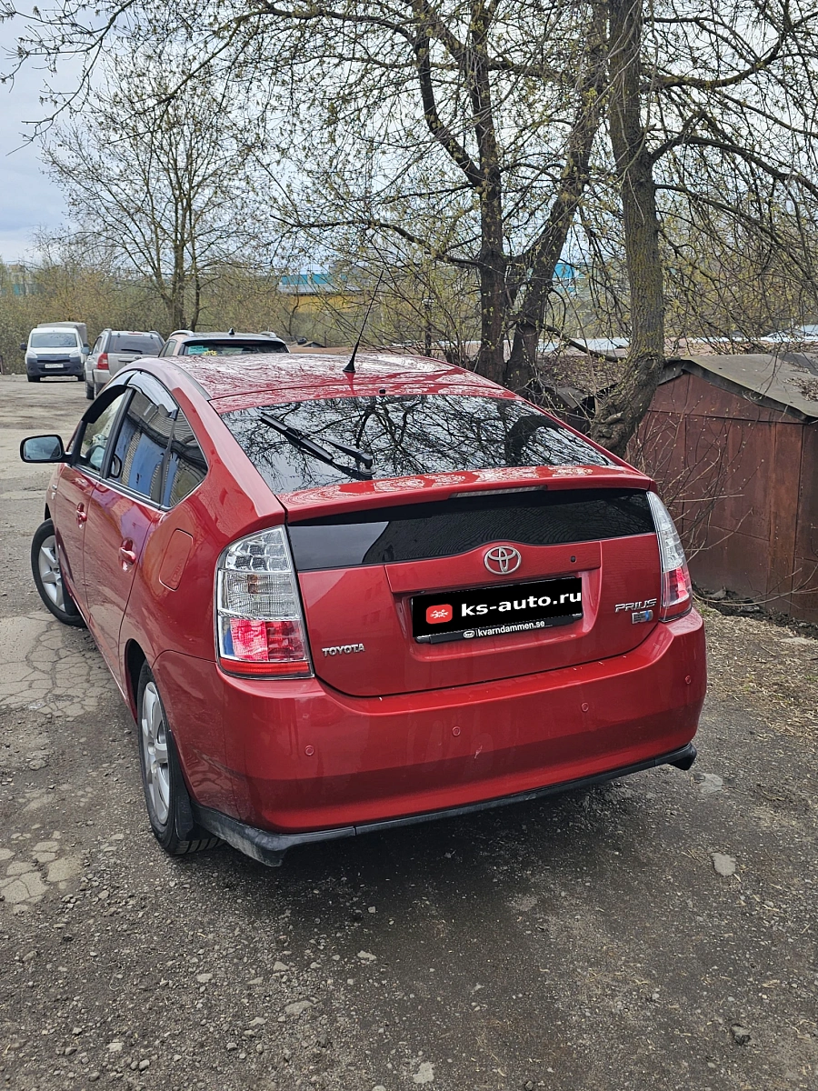 Toyota Prius, 2008г., передний привод, автомат