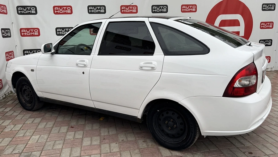 Lada (ВАЗ) Priora, 2011г., передний привод, механика