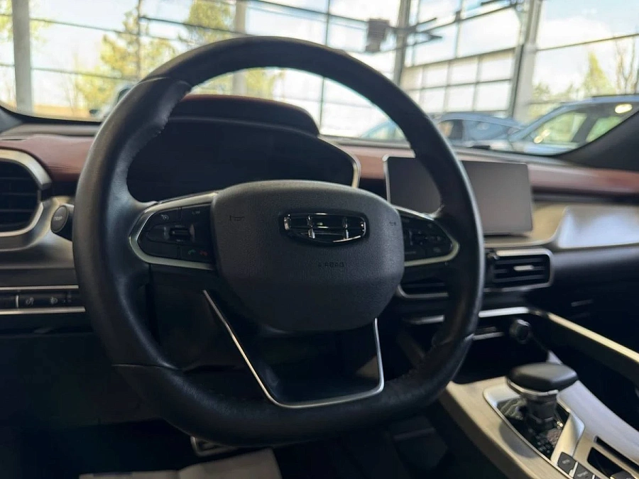 Geely Coolray, 2023г., передний привод, робот