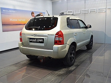 Hyundai Tucson, 2007г, передний привод, автомат