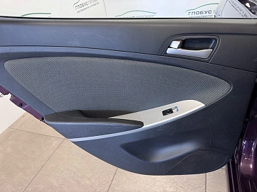 Hyundai Solaris, 2011г, передний привод, автомат