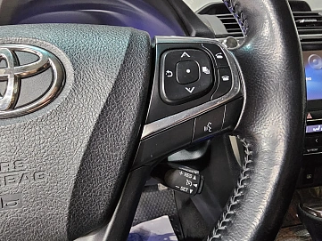 Toyota Camry, 2017г, передний привод, автомат