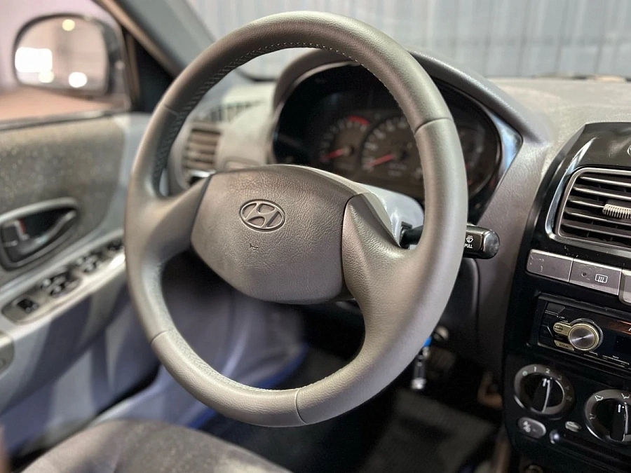Hyundai Accent, 2006г., передний привод, механика