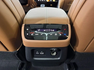 Infiniti QX60, 2025г, полный привод, автомат