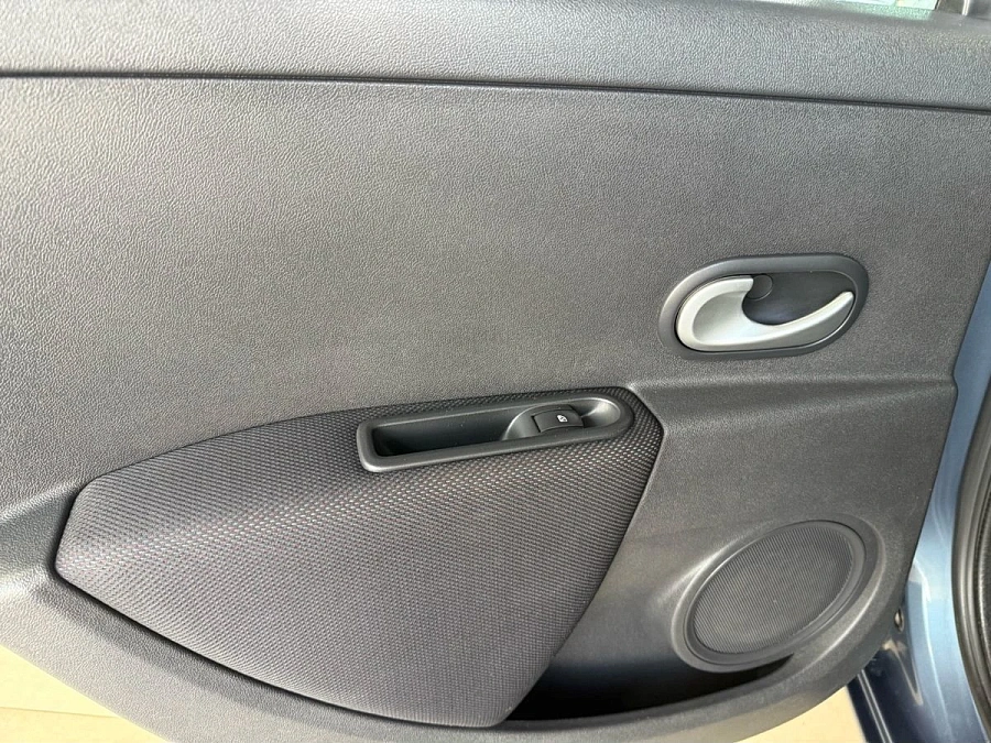 Renault Clio, 2007г., передний привод, автомат