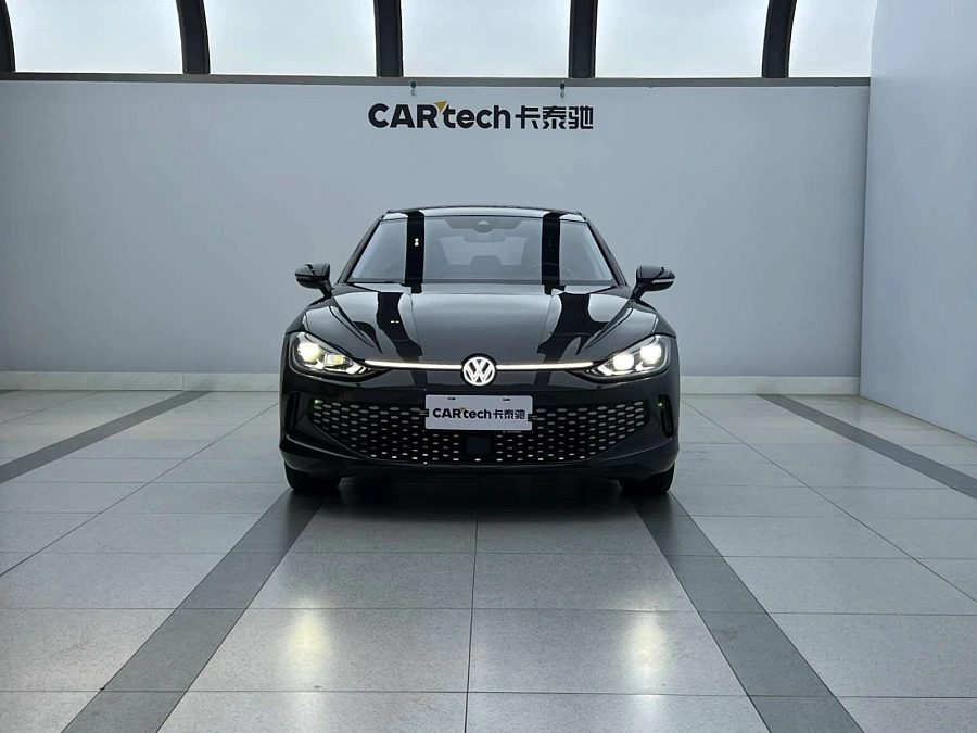 Volkswagen Lamando, 2022г., передний привод, робот