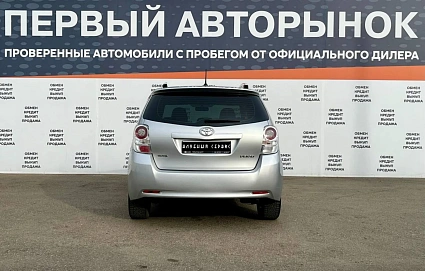 Toyota Verso, 2011г, передний привод, автомат