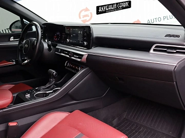 Kia K5, 2020г, передний привод, автомат