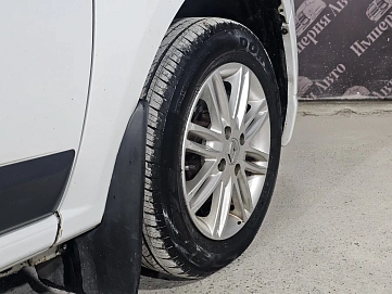 Renault Sandero, 2012г, передний привод, механика