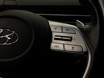 Hyundai Staria, 2022г, полный привод, автомат