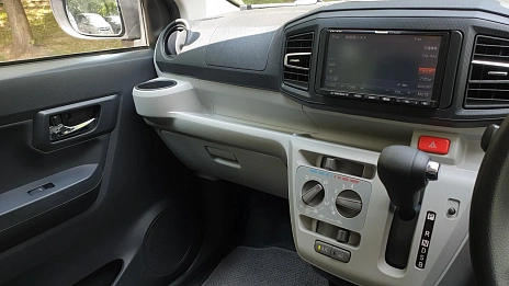 Daihatsu Mira e:S, 2018г, передний привод, вариатор