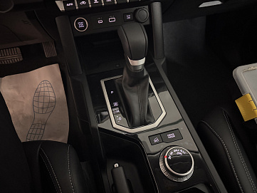 Mitsubishi L200, 2024г, полный привод, автомат