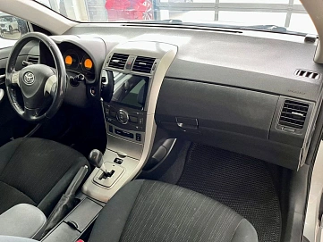 Toyota Corolla, 2007г, передний привод, робот