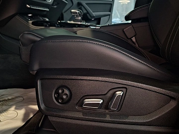 Audi Q5, 2025г, полный привод, робот