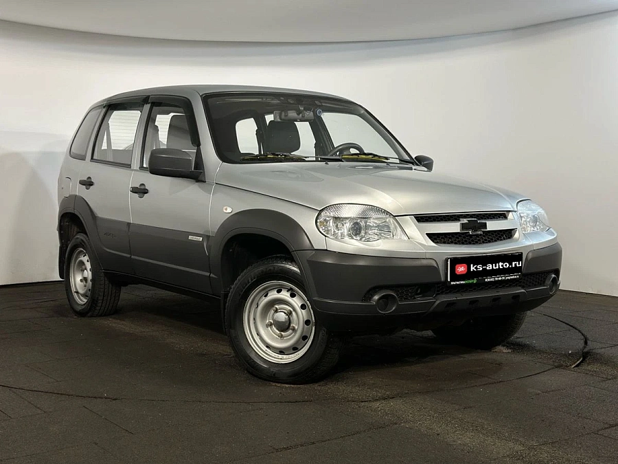 Chevrolet Niva, 2015г., полный привод, механика