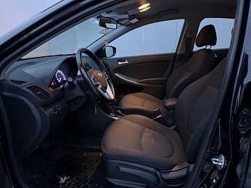 Hyundai Solaris, 2015г, передний привод, автомат