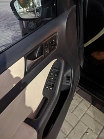 Volkswagen Jetta, 2012г, передний привод, автомат