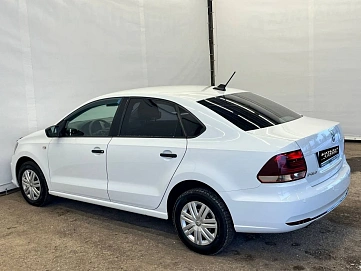 Volkswagen Polo, 2019г, передний привод, механика