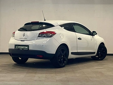 Renault Megane, 2011г, передний привод, автомат