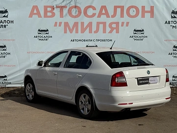 Skoda Octavia, 2011г, передний привод, автомат