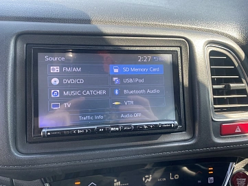 Honda Vezel, 2015г, передний привод, вариатор