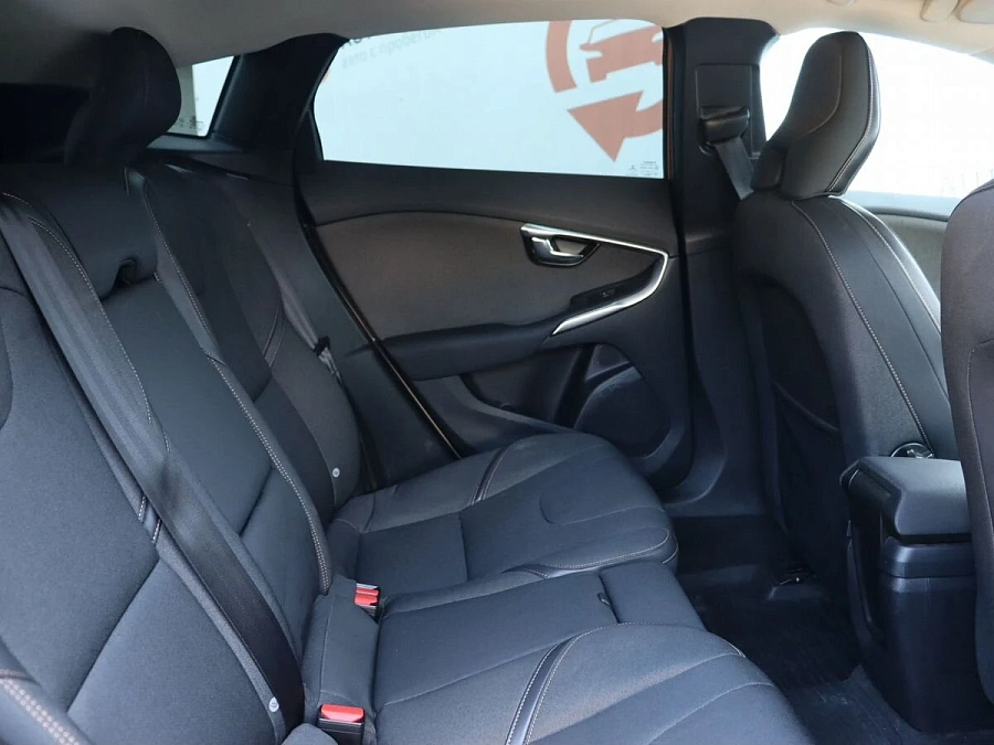 Volvo , 2014г., передний привод, автомат