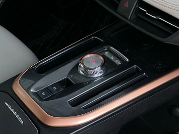 Haval Jolion, 2023г, полный привод, робот