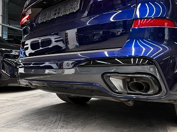 BMW X7, 2025г, полный привод, автомат