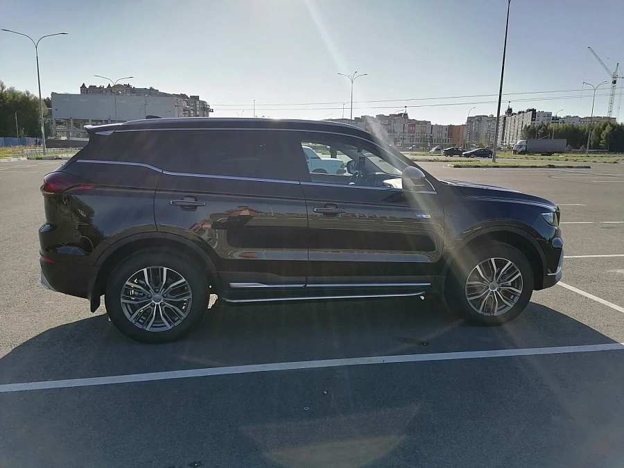 Geely Atlas Pro, 2023г., полный привод, робот