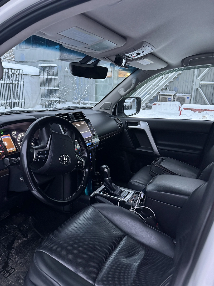 Toyota Land Cruiser Prado, 2021г., полный привод, автомат