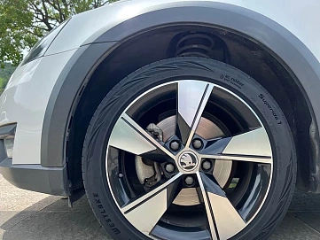 Skoda Octavia, 2019г, передний привод, робот