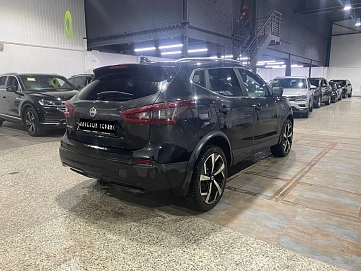 Nissan Qashqai, 2021г, полный привод, вариатор