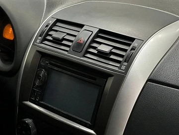 Toyota Corolla, 2012г, передний привод, автомат