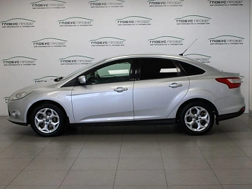 Ford Focus, 2012г., передний привод, механика